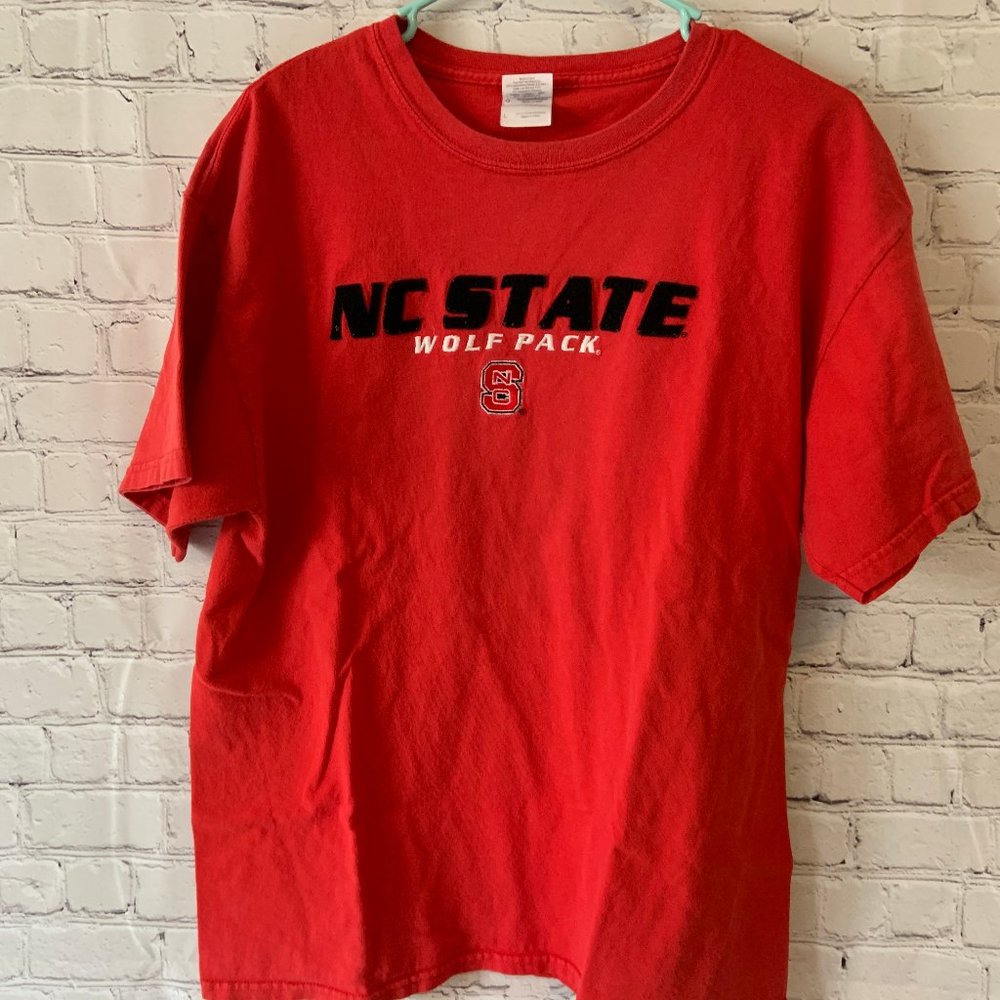 North Carolina State Wolfpack Unisex T Shirt Large